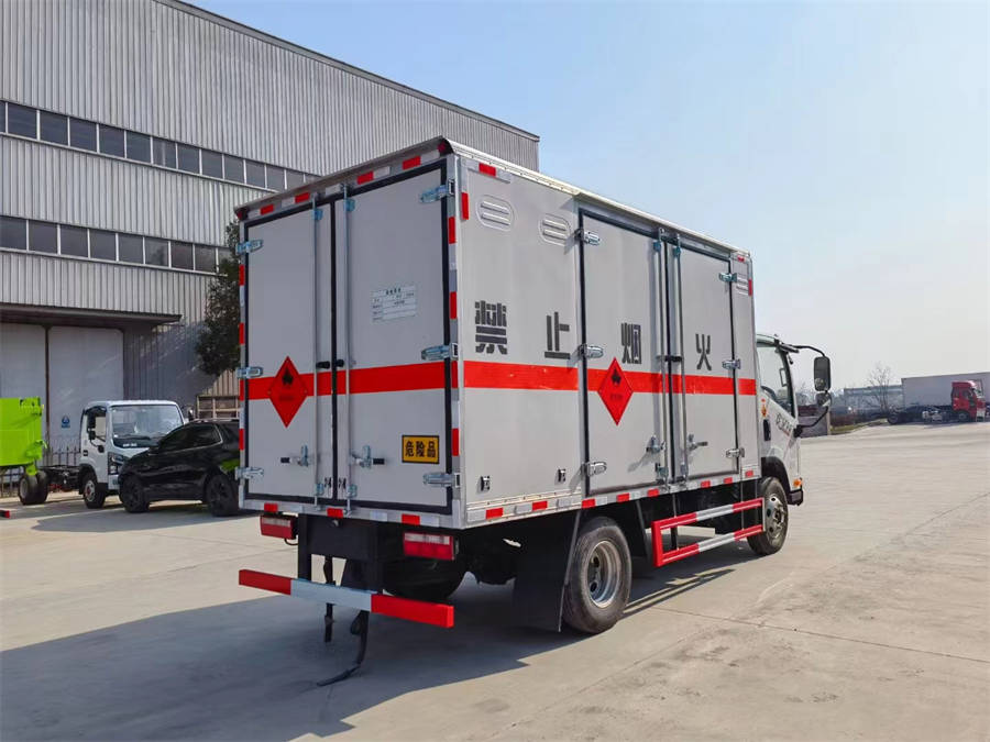 4米2解放虎VN（藍(lán)牌）爆破器材運(yùn)輸車(chē)