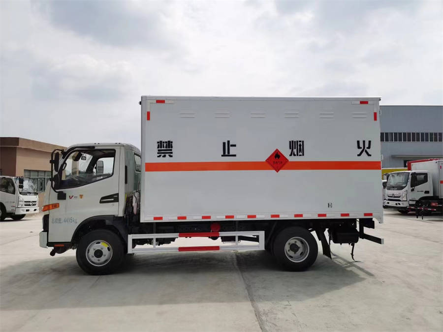 4米2江淮V5（藍(lán)牌）雜項(xiàng)運(yùn)輸車